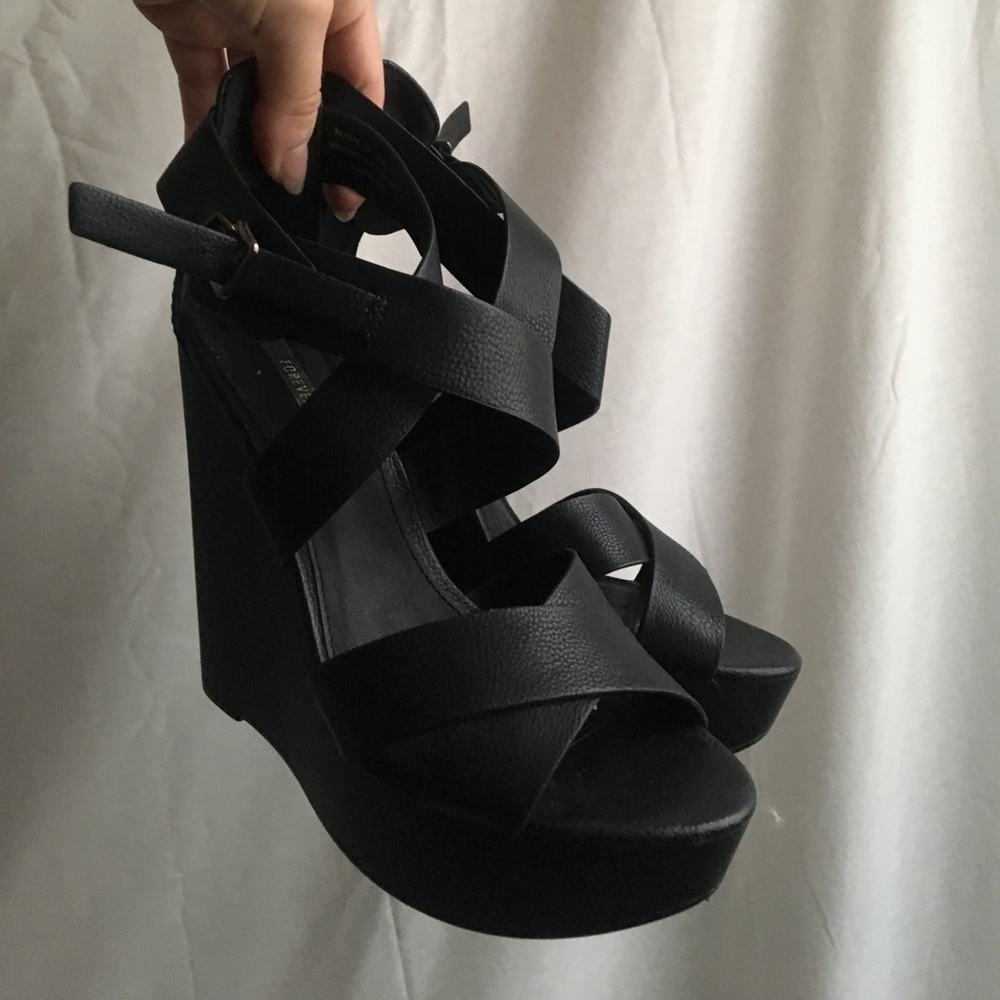 Black strappy wedges
